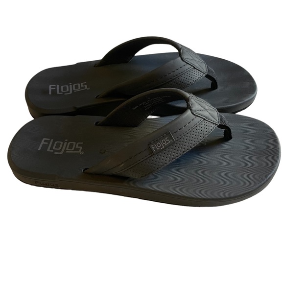 Flojos Black Flip Flops.  Size 9 - Picture 2 of 8